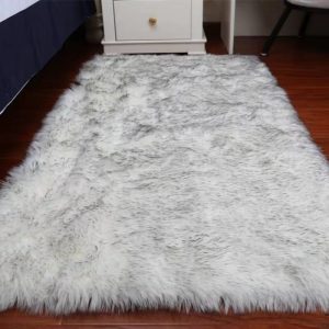 Bedside fur mat Size 60 by180