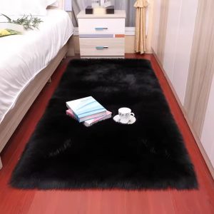 Bedside fur mat Size 60 by180